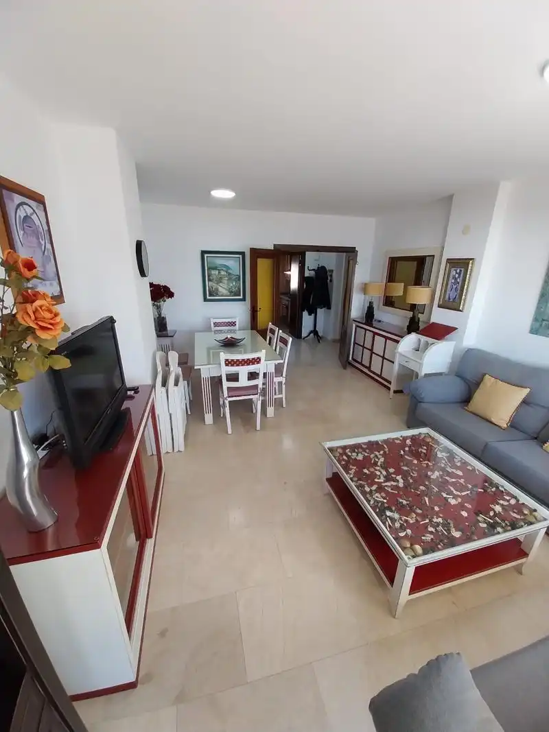Comedor de Piso de alquiler en Estepona con Terraza