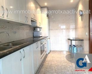 Kitchen of Flat for sale in Olot  with Air Conditioner, Heating and Balcony