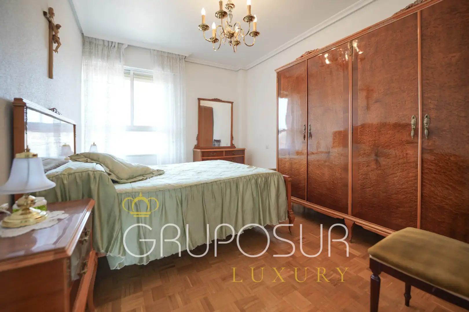 Schlafzimmer von Wohnung zum Verkauf in Valladolid mit Heizung, Privatgarten und Parkett