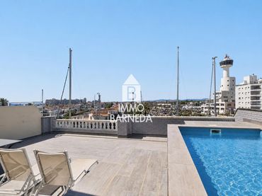 Appartamento con piscina in vendita a CAVALL DE MAR 42