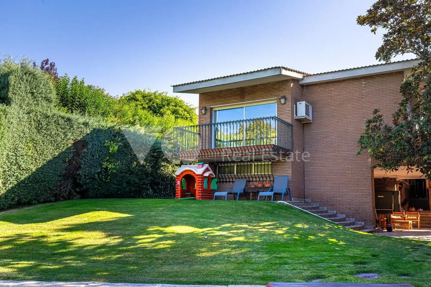 Exterior view of Houses for sale in Majadahonda  with Air Conditioner, Heating and Private garden