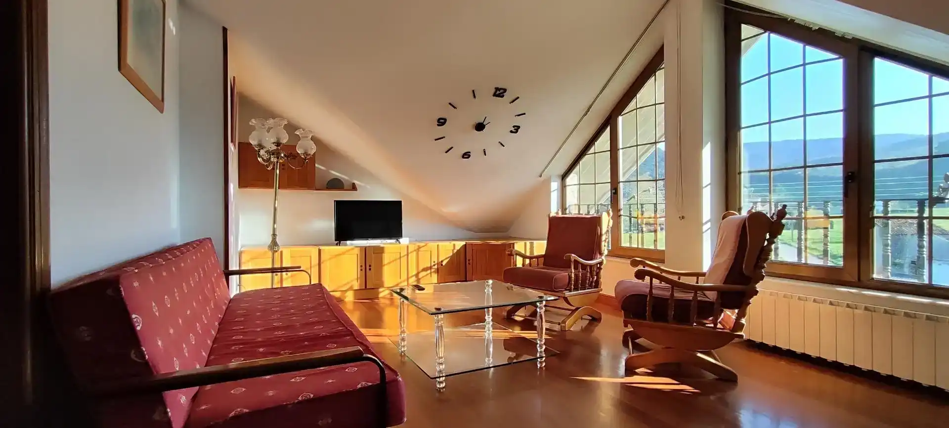 Sala d'estar de Àtic de lloguer en Liendo amb Parquet, Moblat i Rentadora