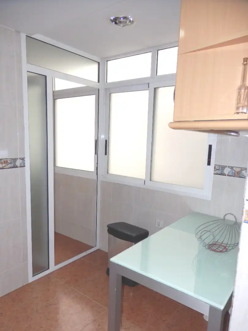 Cocina de Piso de alquiler en Valencia con Aire acondicionado, Amueblado y Horno
