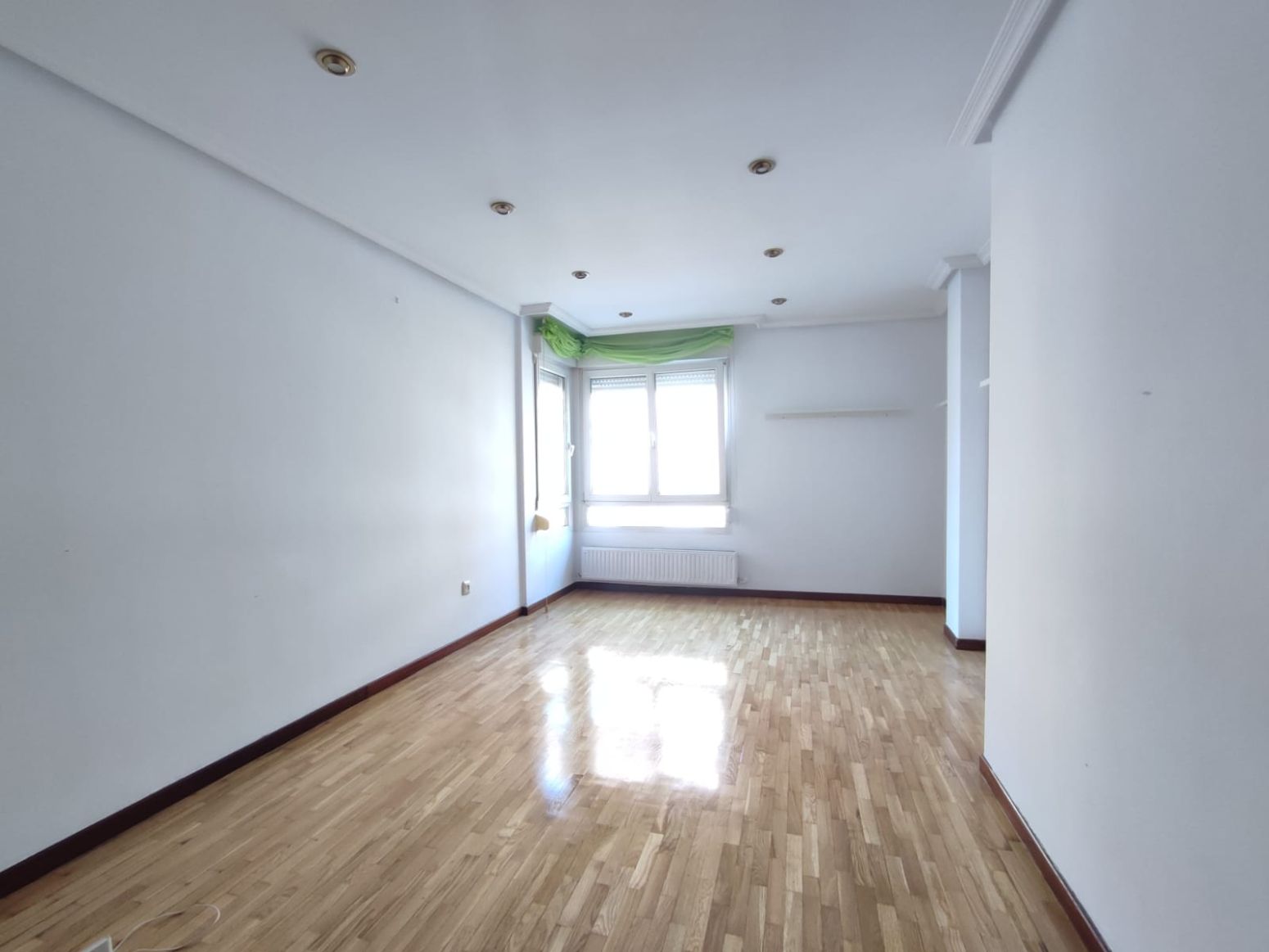 Living room of Flat to rent in Gijón   with Heating and Parquet flooring