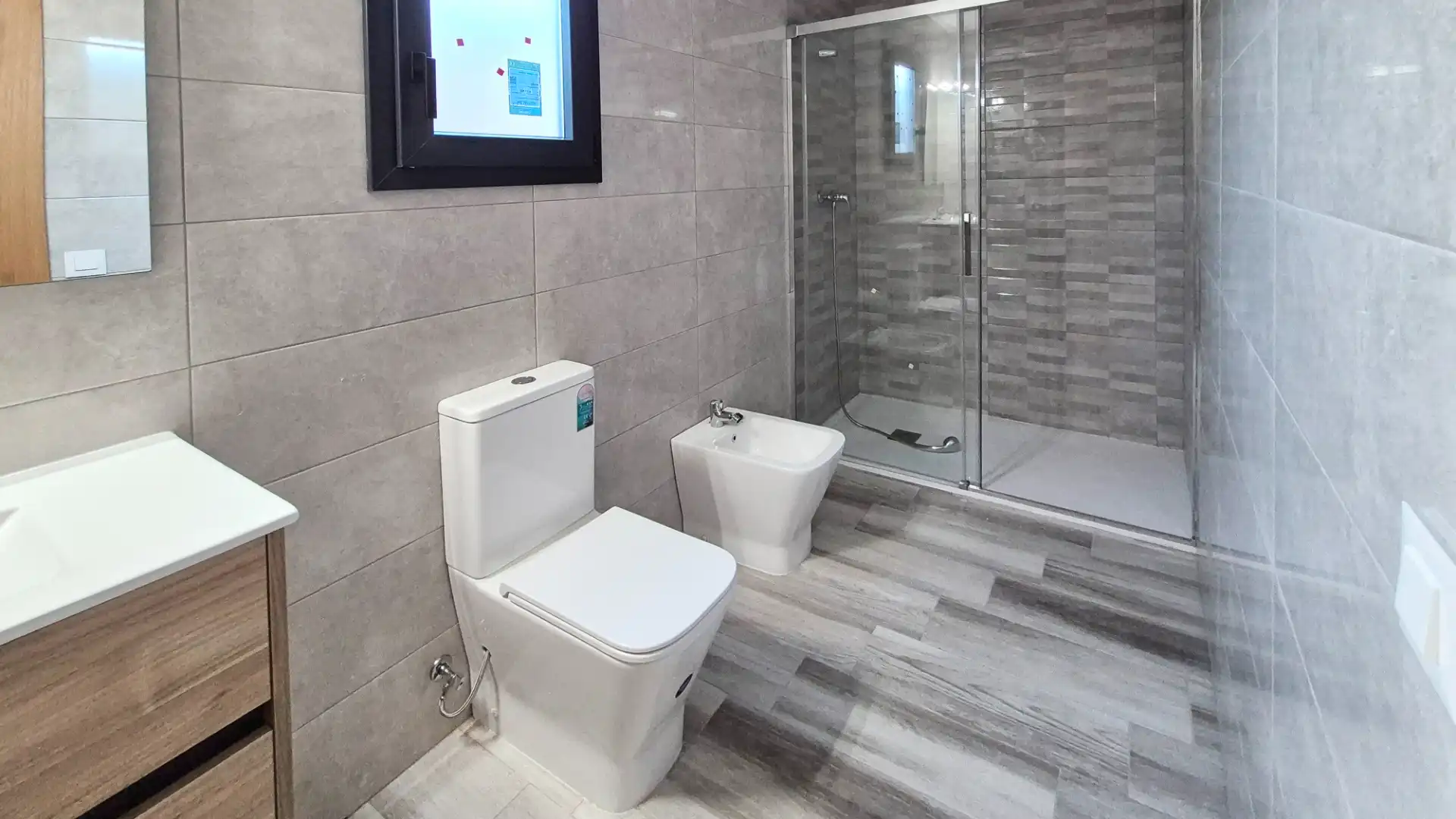 Baño de Casa o chalet en venta en Rubí con Aire acondicionado, Calefacción y Jardín privado