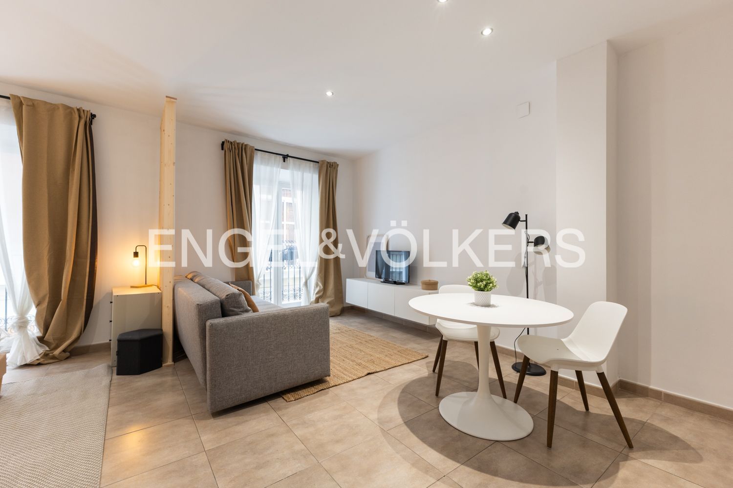 Sala d'estar de Pis de lloguer en  Valencia Capital amb Aire condicionat i Calefacció