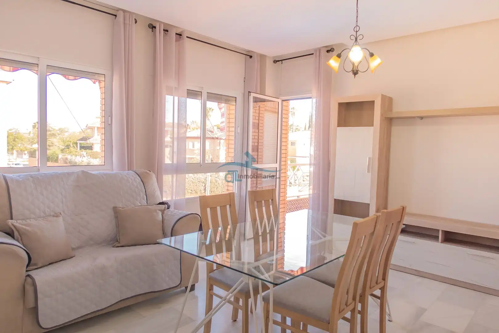 Esszimmer von Wohnung zur Miete in Linares mit Klimaanlage, Möbliert und Ofen