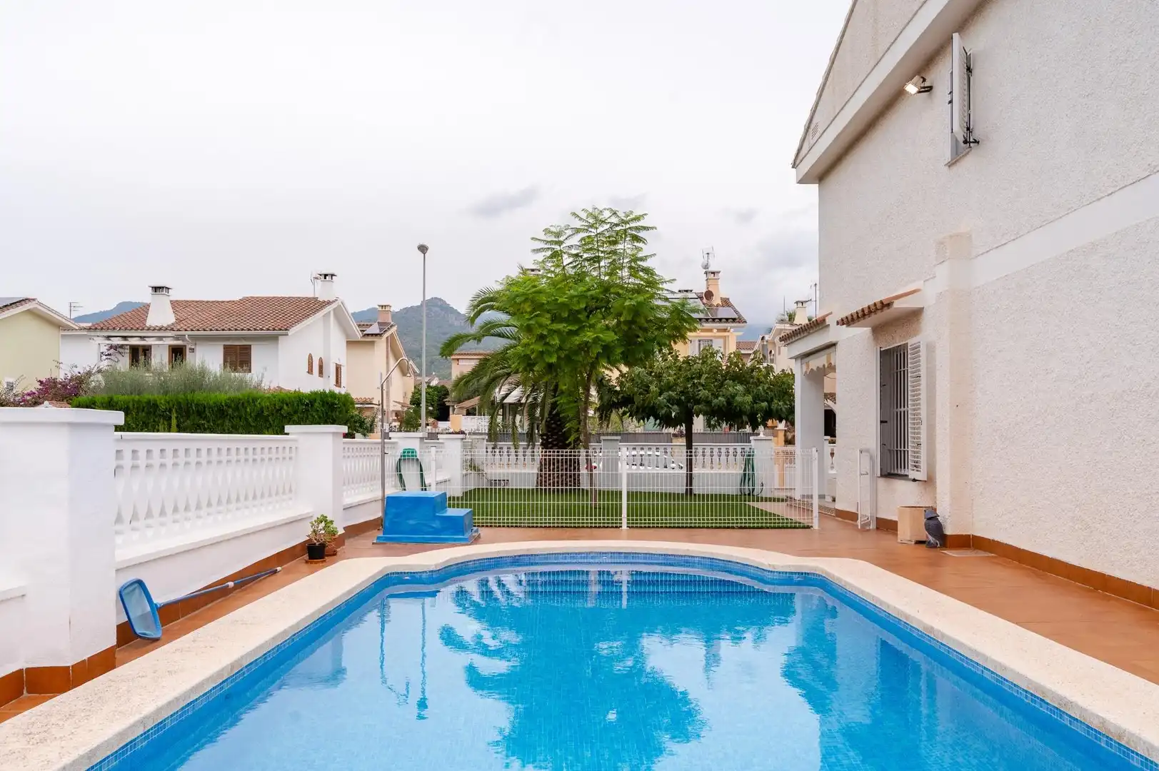 Casa pareada con terraza en venta en Calle ALCALA DE CHIVERT, imagen 3