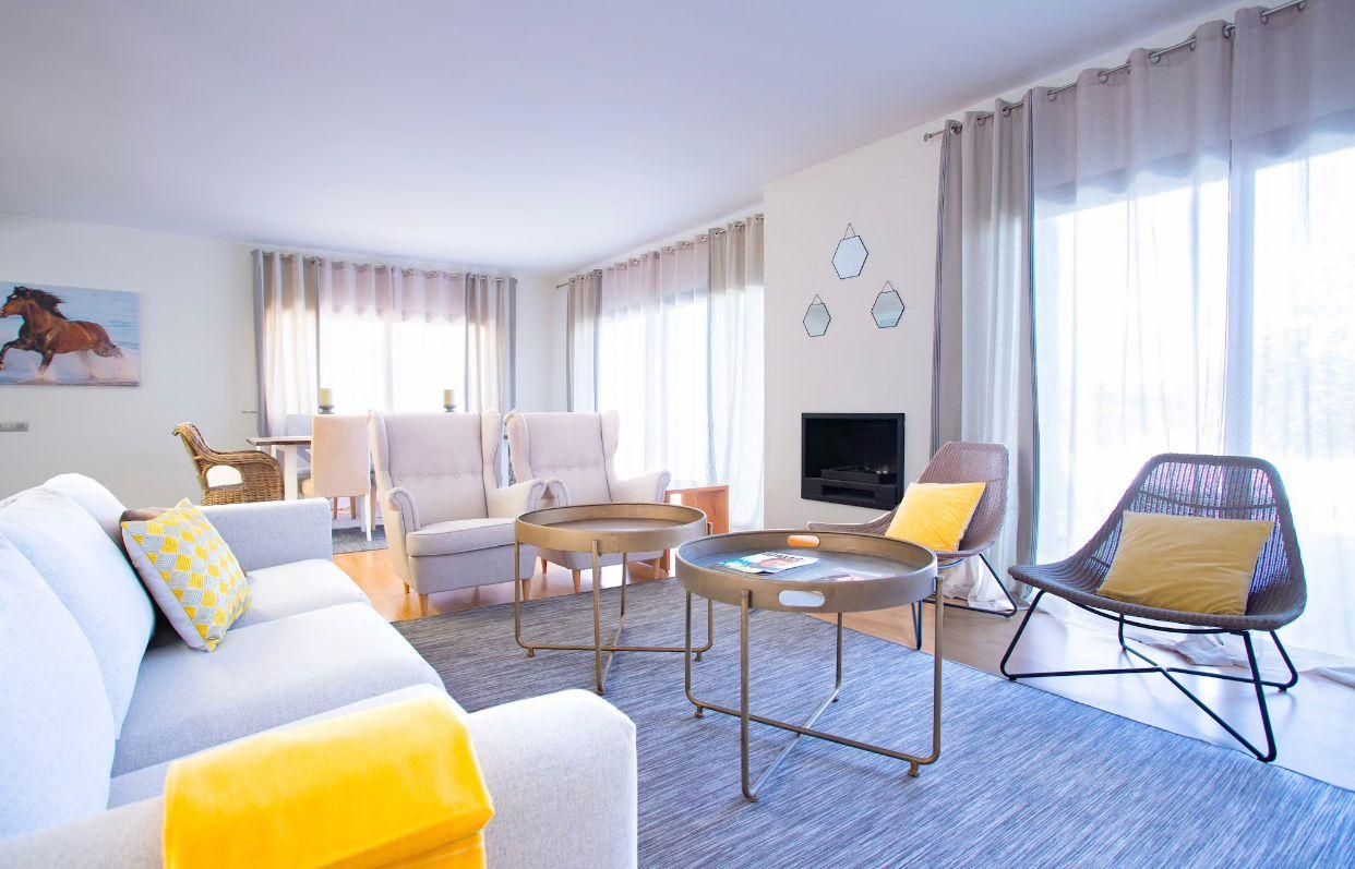 Living room of House or chalet for sale in Santa Eulària des Riu  with Air Conditioner, Private garden and Terrace