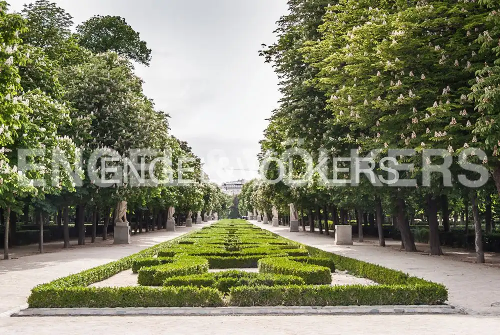 Jardín de Piso en venta en Madrid con Aire acondicionado, Calefacción y Amueblado