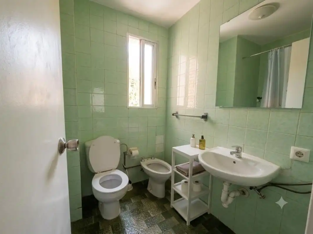Baño de Planta baja en venta en Madrid con Calefacción