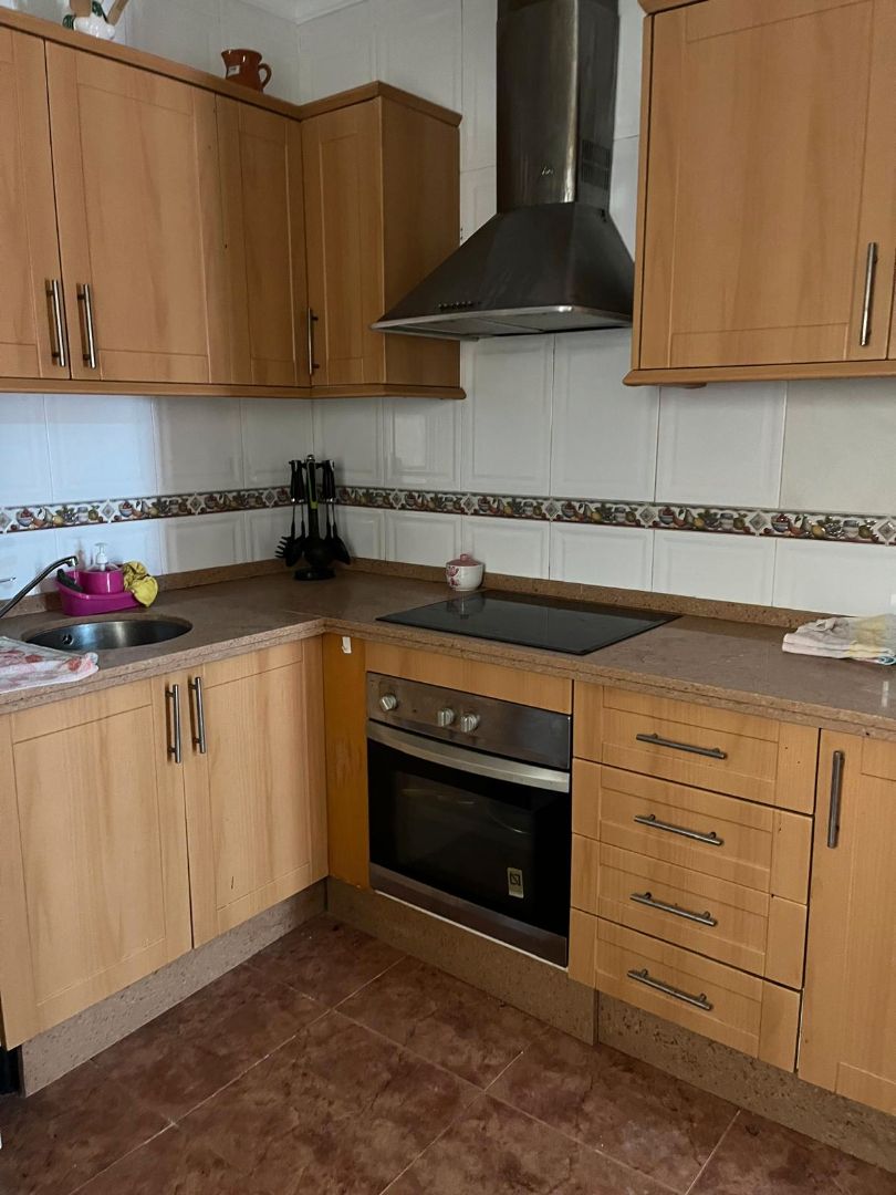 Cocina de Casa adosada en venta en La Carlota con Aire acondicionado, Terraza y Amueblado