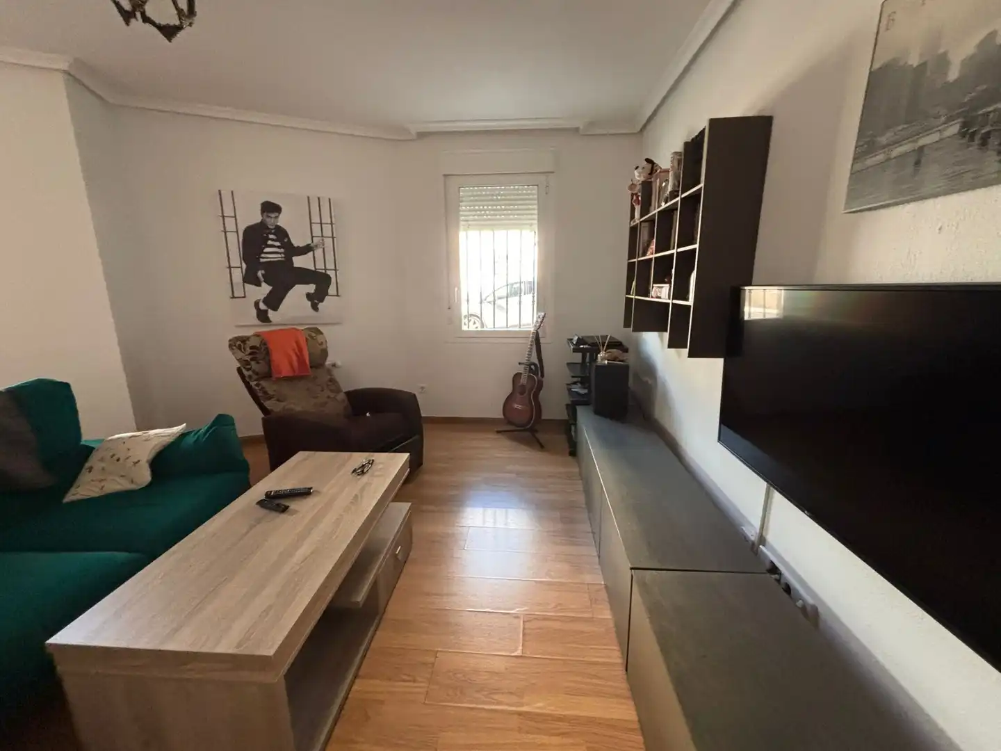 Sala de estar de Piso en venta en Azuqueca de Henares con Calefacción, Amueblado y Horno