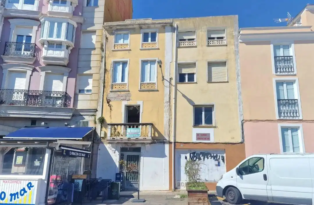Flat for sale in Plaza del Conde Fontao