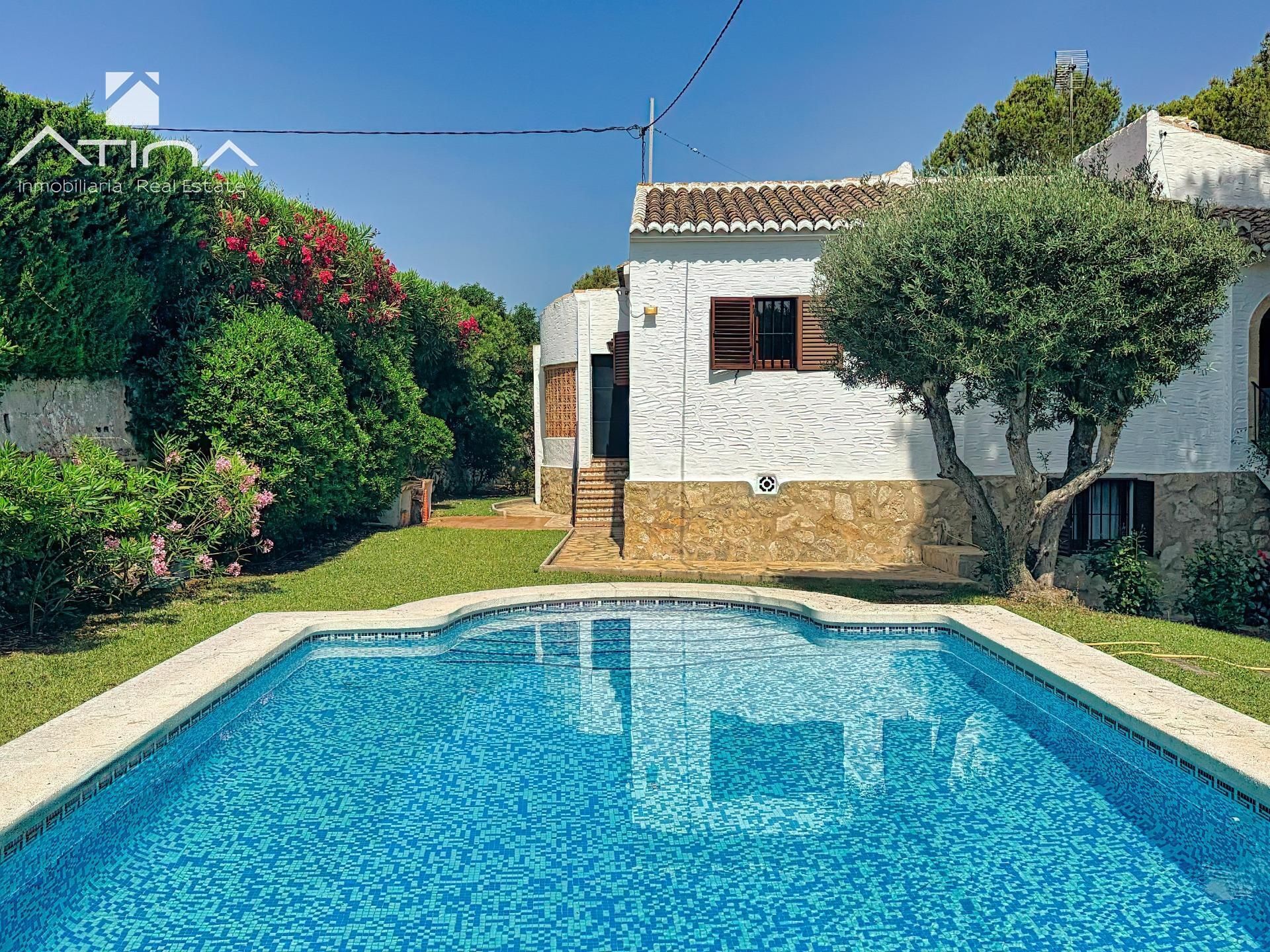 Piscina de Apartament en venda en Jávea / Xàbia amb Calefacció, Jardí privat i Terrassa