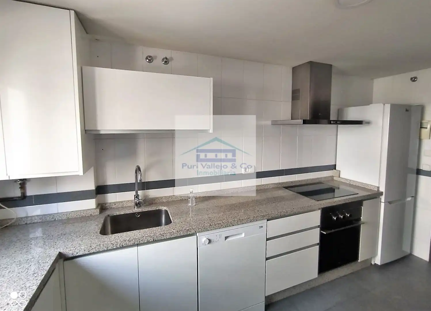 Cocina de Piso de alquiler en Córdoba con Aire acondicionado, Calefacción y Balcón