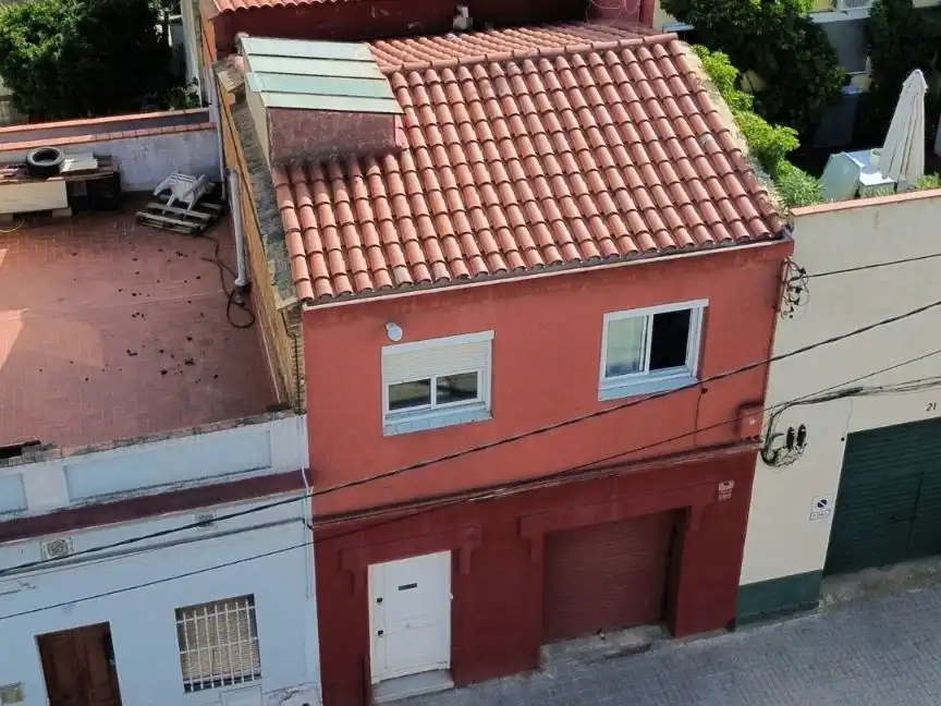 Maison mitoyenne à vendre à Avinguda marquès de Castellbell 19