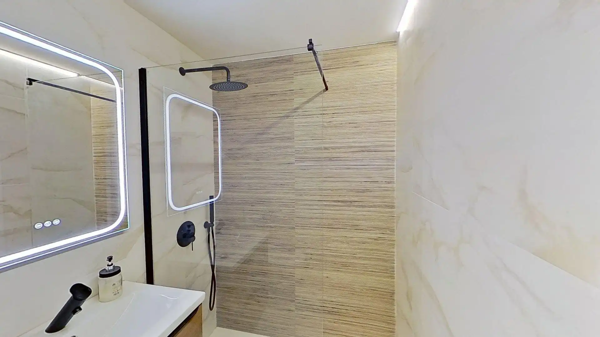 Bathroom of Flat for sale in Gijón 