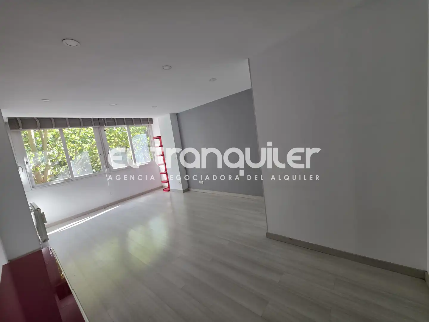 Living room of Flat for rent in Madrid  with Air Conditioner, Furnished and Washing machine