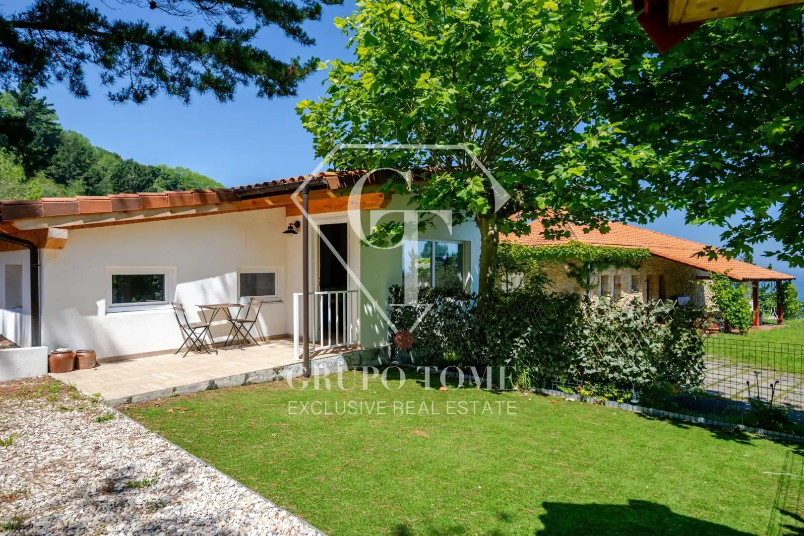 Jardín de Casa adosada en venta en Mutriku con Jardín privado, Terraza y Amueblado