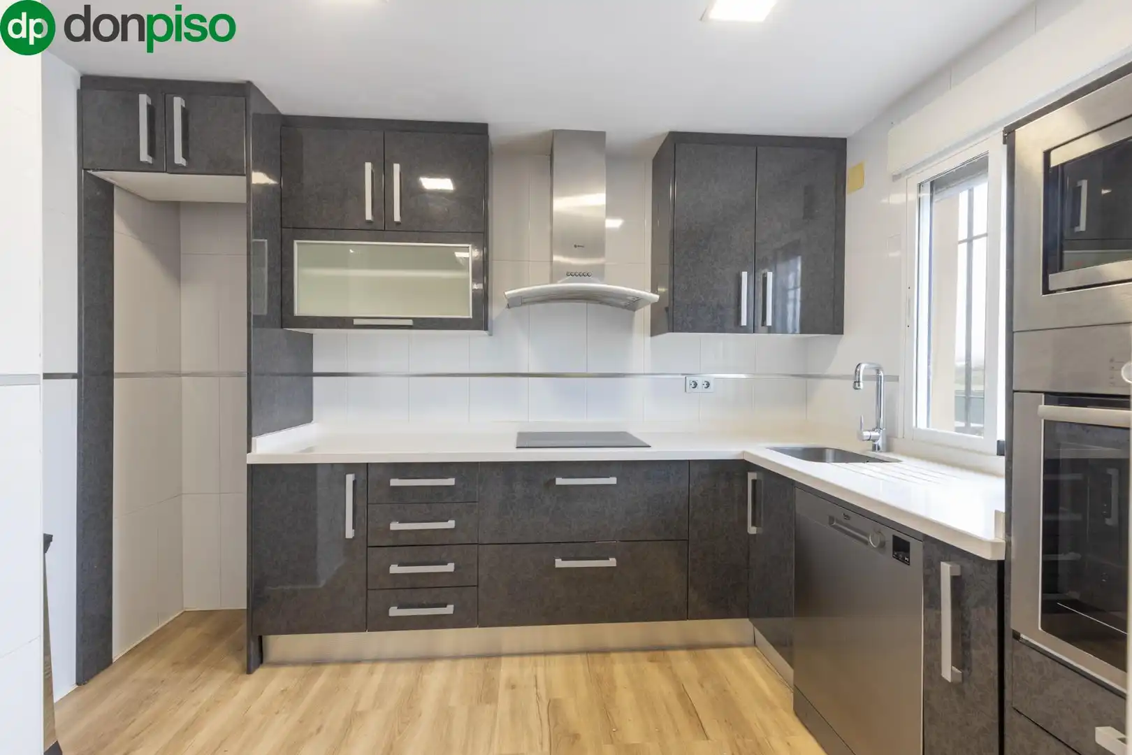 Kitchen of Detached homes for sale in Vegas del Genil