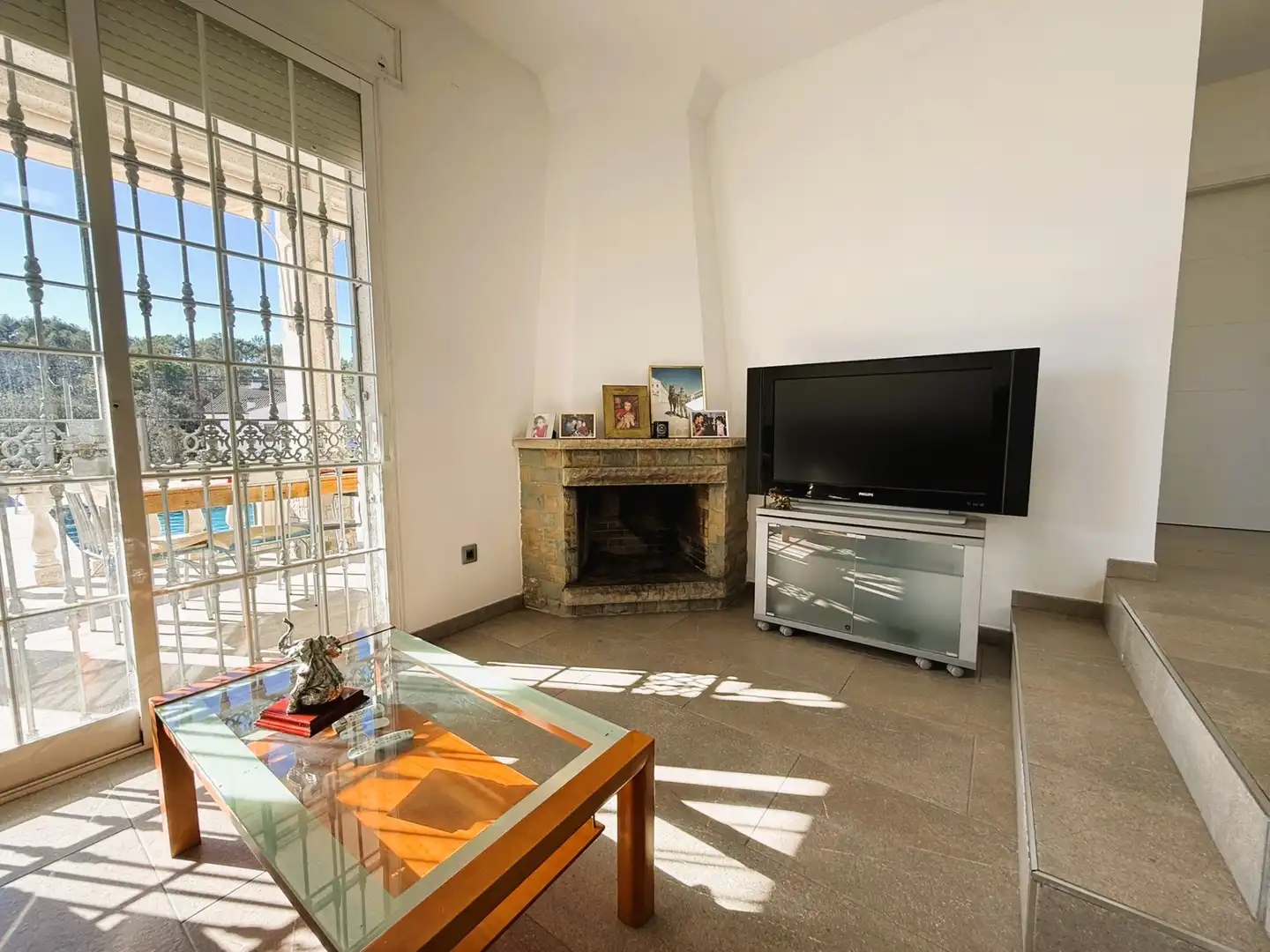 Sala de estar de Casa o chalet en venta en Lliçà d'Amunt con Aire acondicionado, Calefacción y Jardín privado