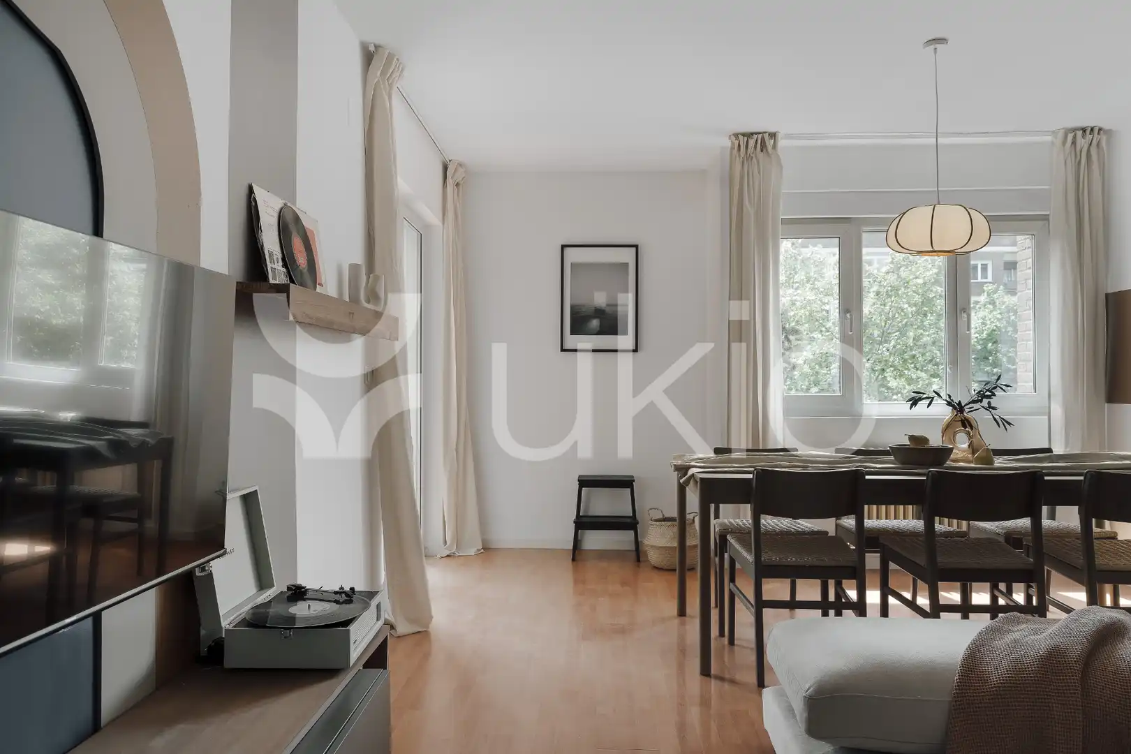 Sala d'estar de Apartament de lloguer en Madrid amb Aire condicionat, Calefacció i Terrassa