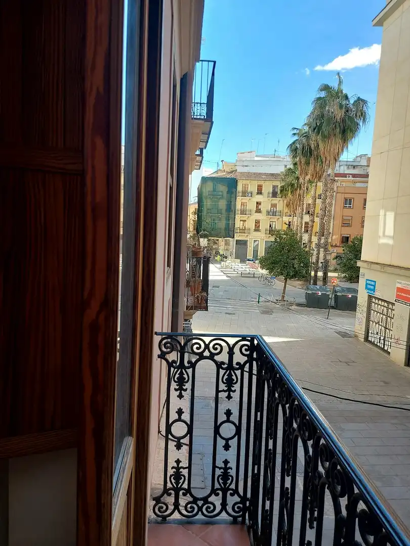 Außenansicht von Wohnung zur Miete in Valencia mit Klimaanlage, Heizung und Möbliert