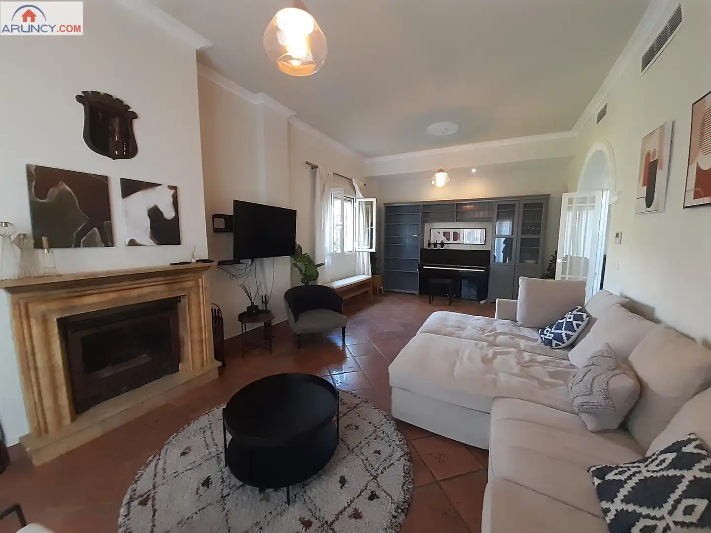 Sala de estar de Piso de alquiler en Montequinto con Aire acondicionado, Jardín privado y Terraza
