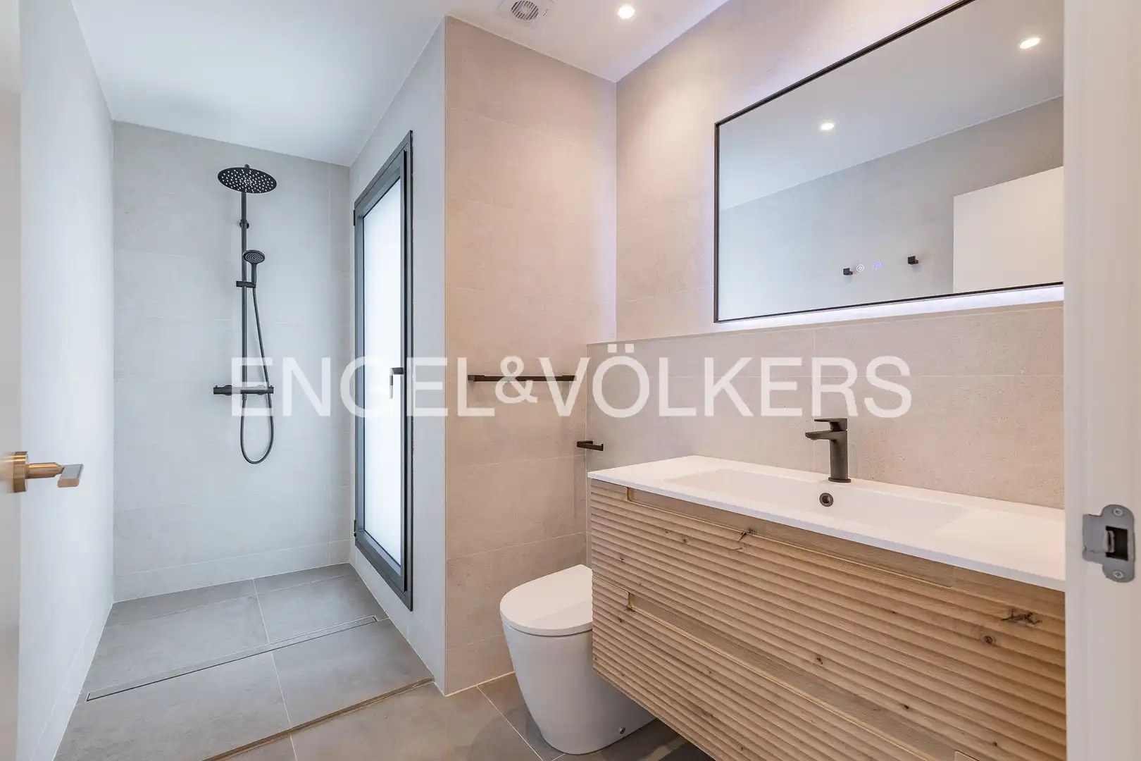 Baño de Casa o chalet en venta en Matadepera con Calefacción, Parquet y Terraza