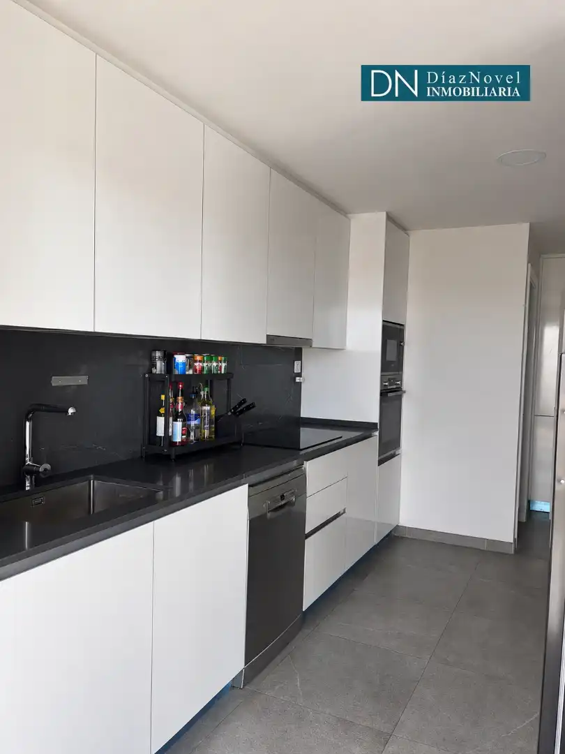 Cocina de Ático en venta en Málaga con Aire acondicionado, Calefacción y Terraza