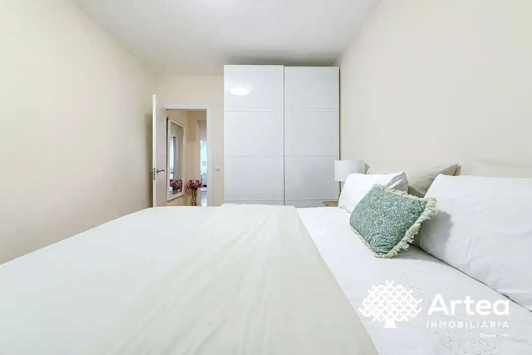Flat for sale in Zorrotza