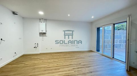 Foto 2 de Apartament en venda a A Carballeira, Ourense Capital