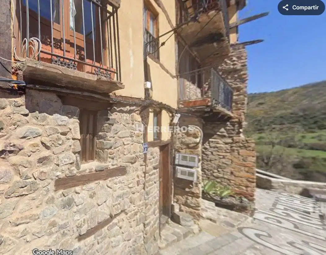 Vista exterior de Casa o xalet en venda en Cabezón de Cameros amb Calefacció, Traster i Moblat