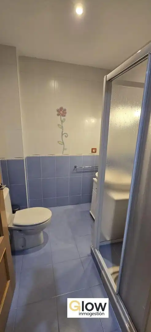 Bany de Pis per a compartir en Badajoz amb Aire condicionat, Calefacció i Terrassa