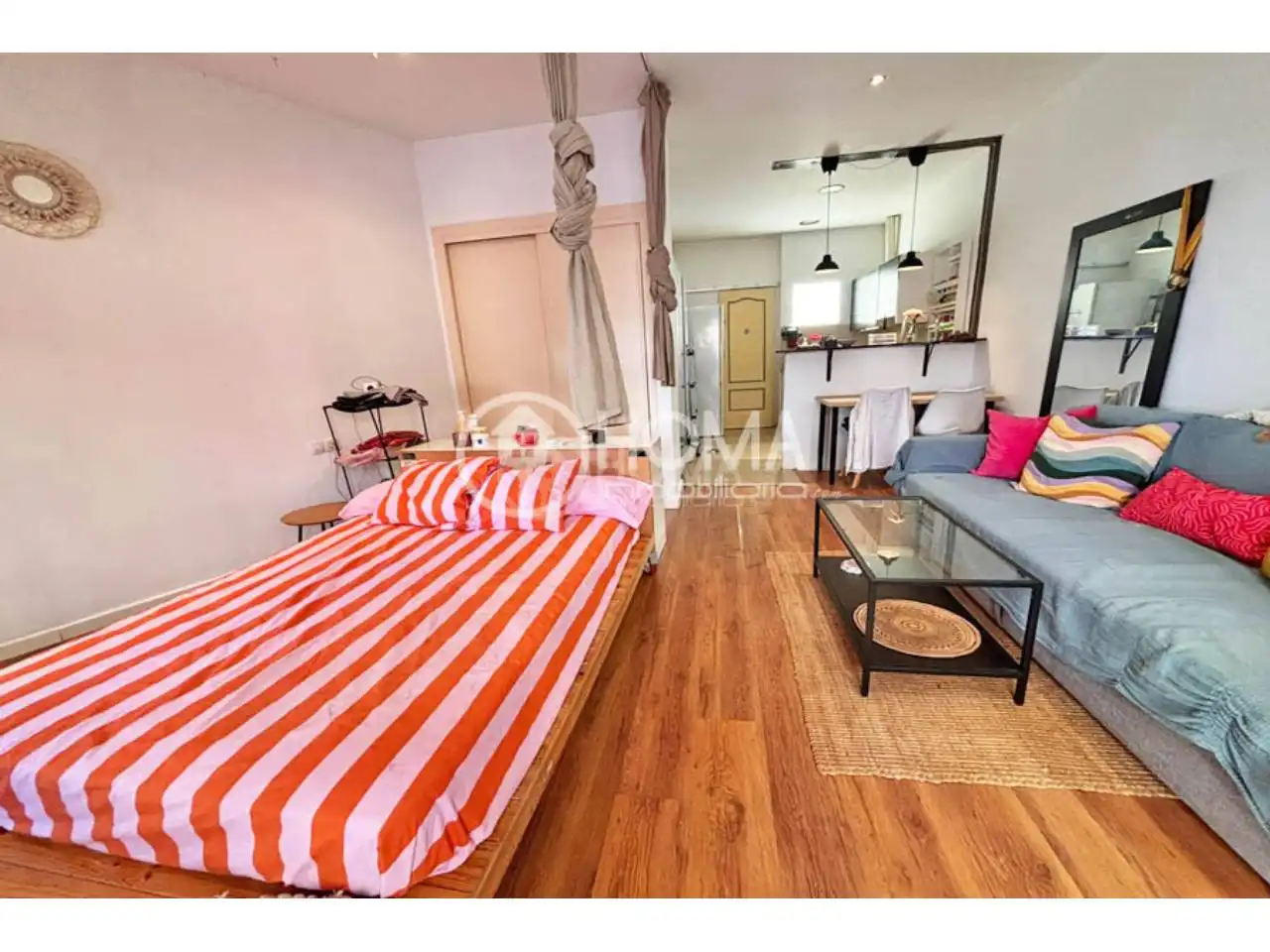 Habitación de Apartamento en venta en  Palma de Mallorca con Calefacción y Amueblado