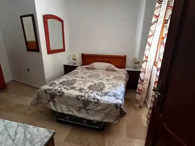 Dormitori de Pis en venda en Alozaina amb Moblat i Balcó