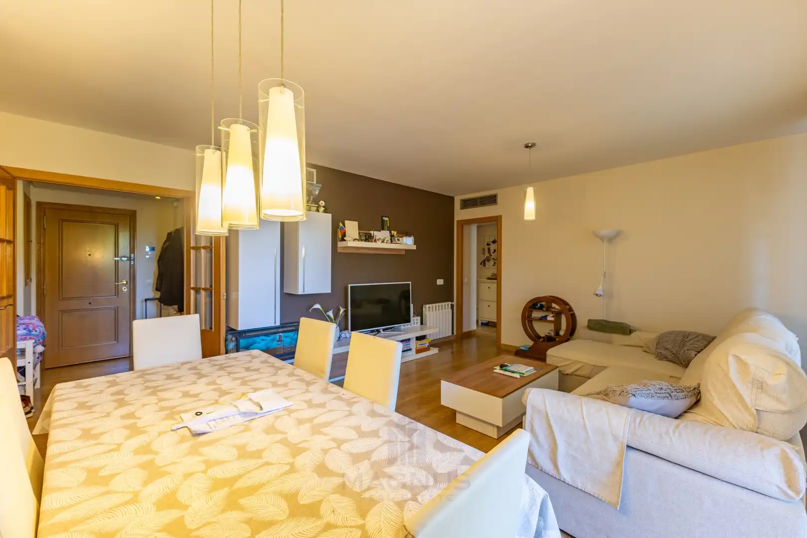 Sala de estar de Apartamento en venta en Torre en Conill - Cumbres de San Antonio 