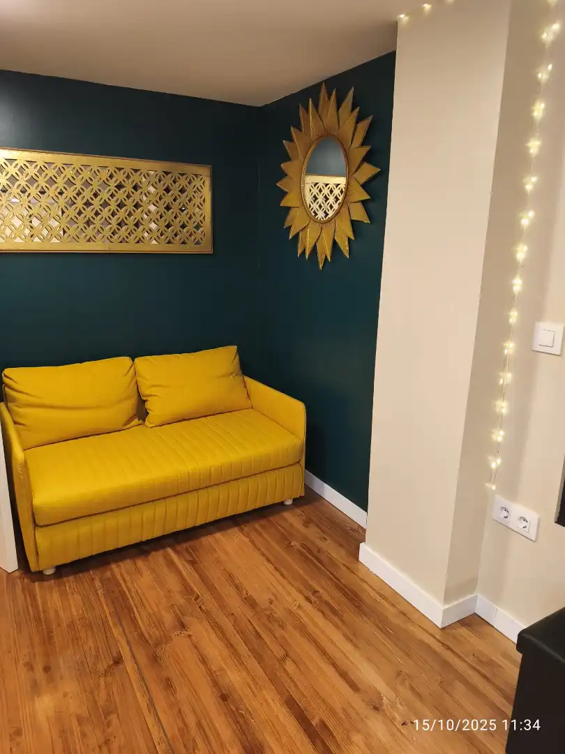 Schlafzimmer von Geschaftsraum zum Verkauf in Bormujos mit Klimaanlage, Parkett und Möbliert