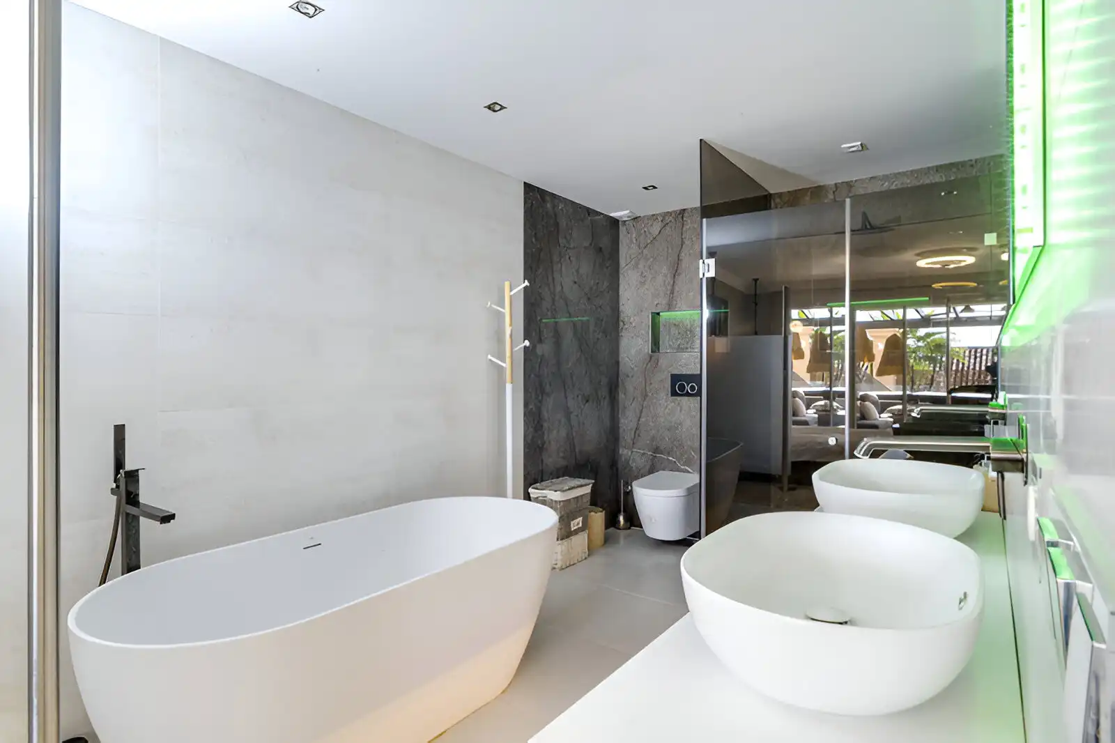 Home with pool for sale in Nueva Andalucía, imagen 7