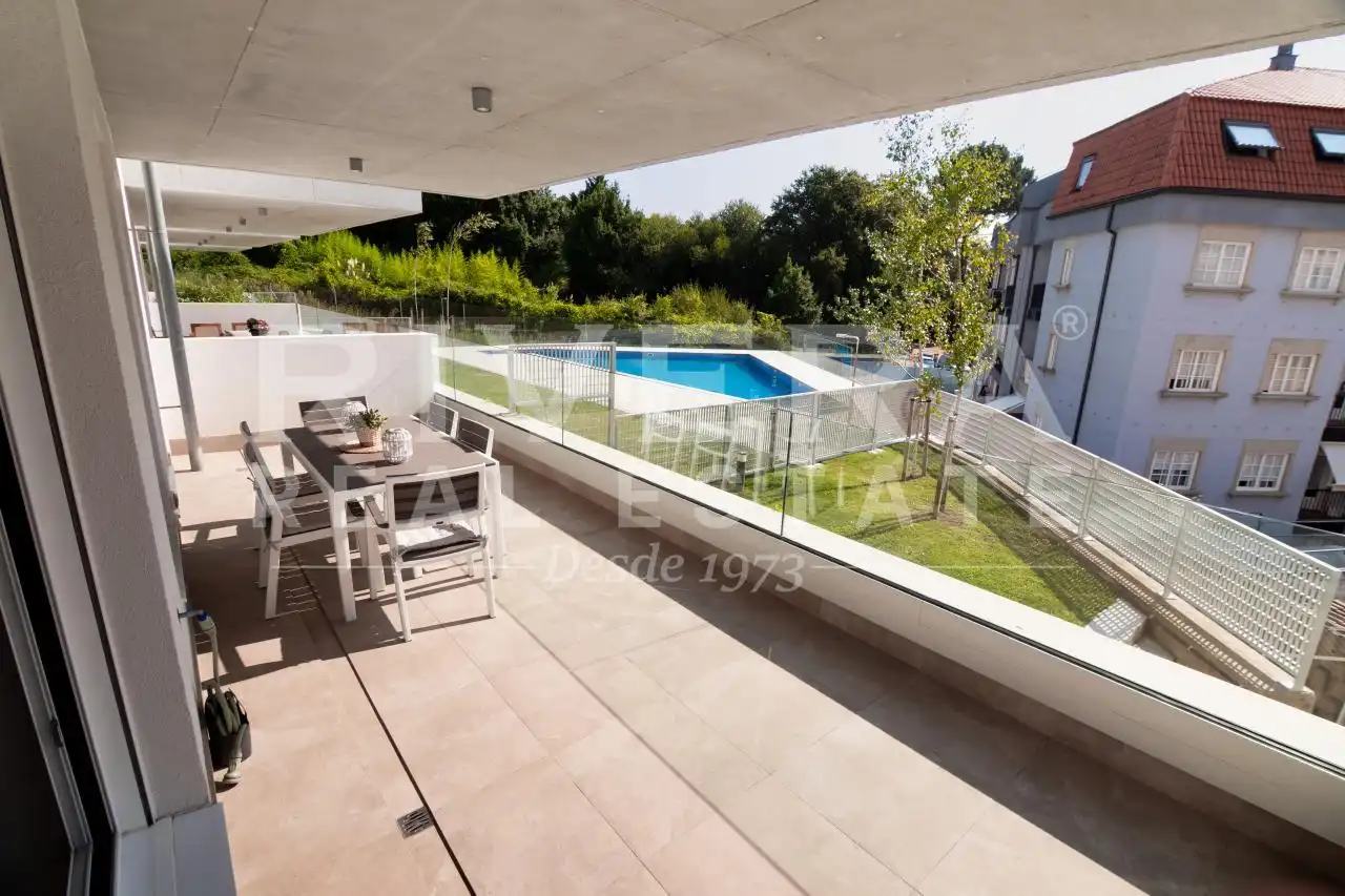 Terraza de Piso en venta en Sanxenxo con Calefacción, Terraza y Trastero
