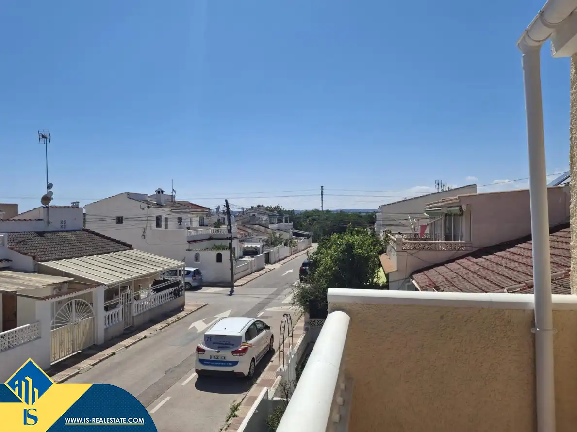 Casa con piscina en venta en Zona Carrefour - Urbanizaciones, imagen 24