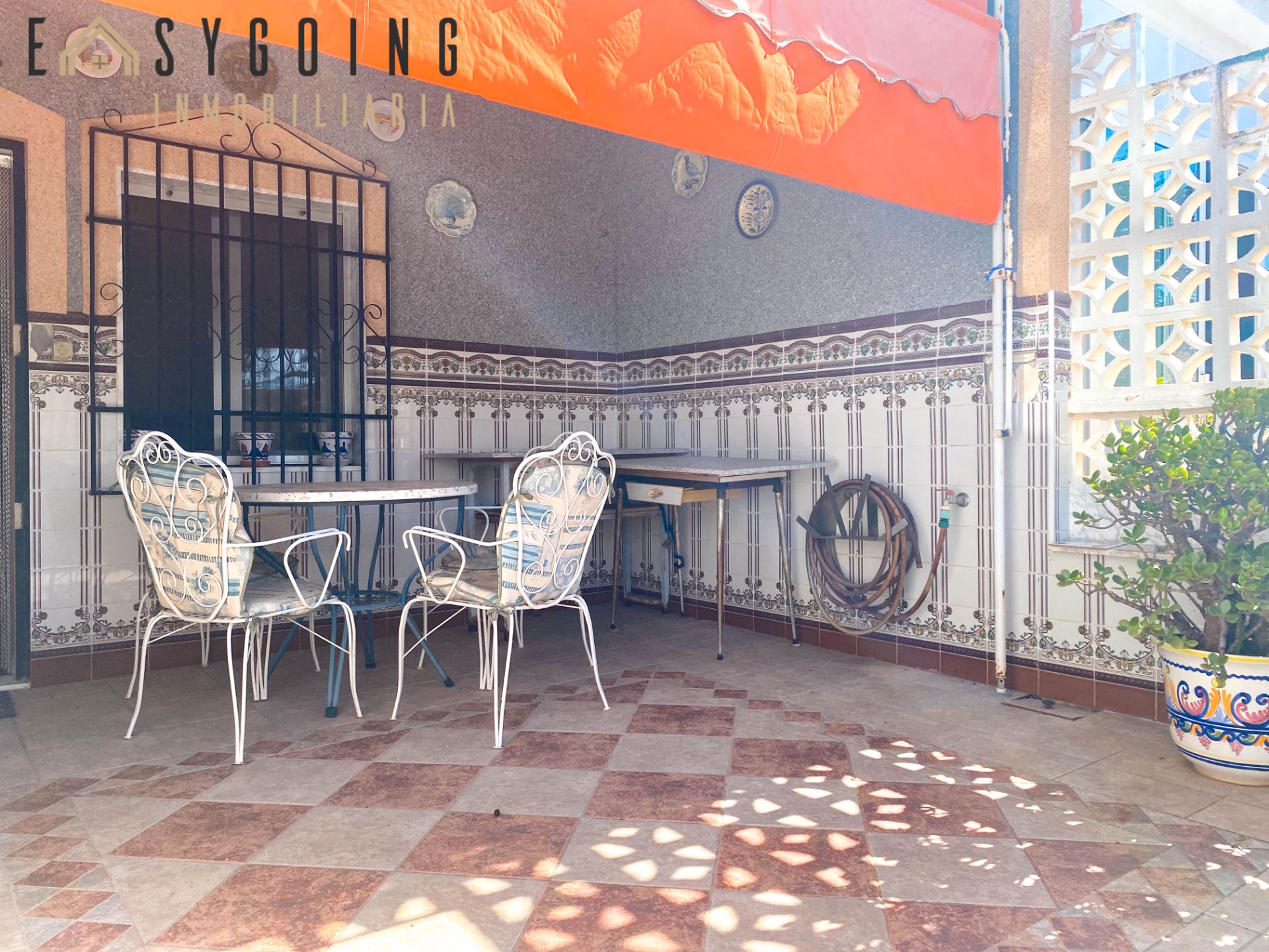 Terrace of Single-family semi-detached for sale in Torrevieja  with Storage room, Furnished and Washing machine