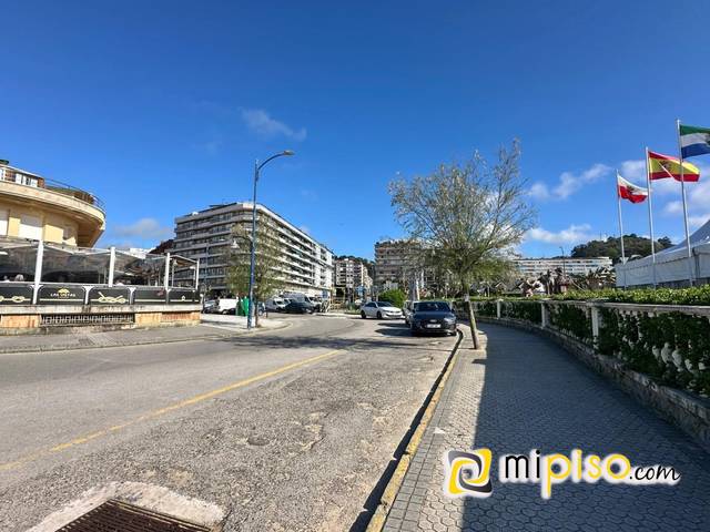 Piso en Alquiler en PADRE IGNACIO ELLACURIA, 8 en Centro