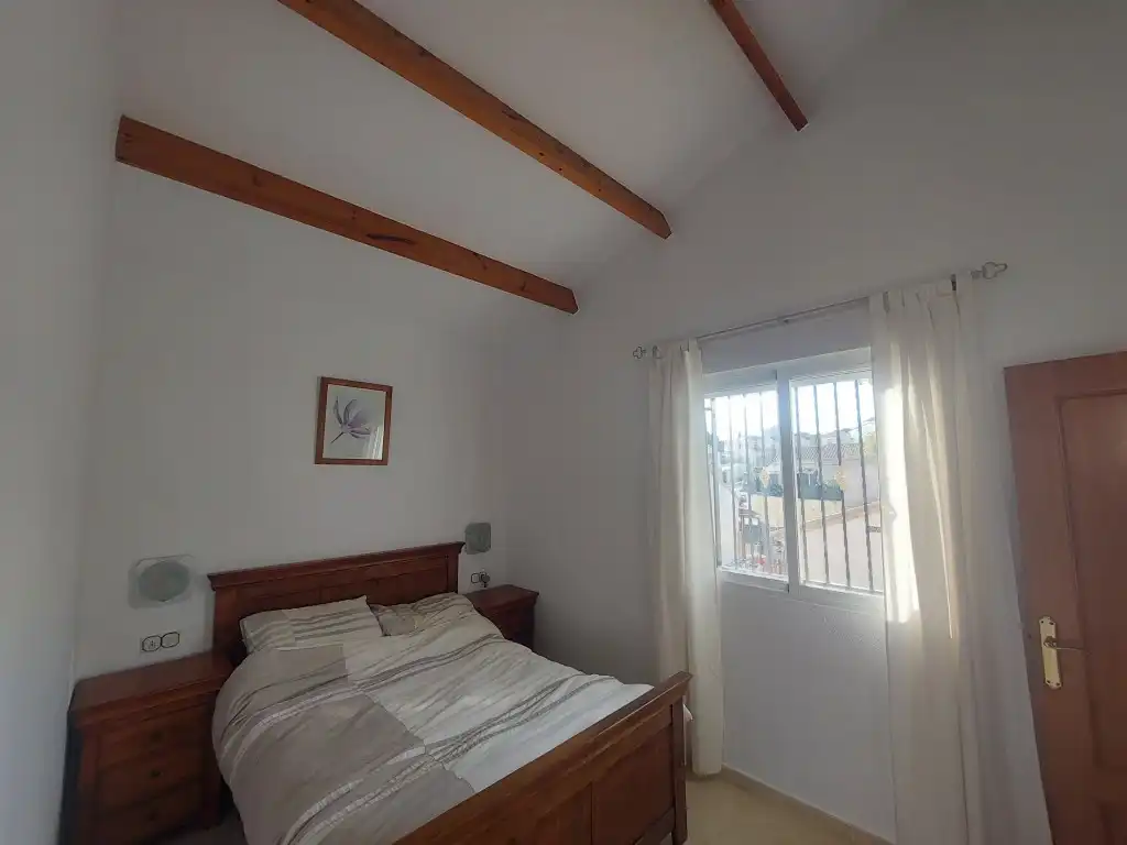 Dormitori de Casa o xalet en venda en Benimantell amb Terrassa, Piscina i Forn