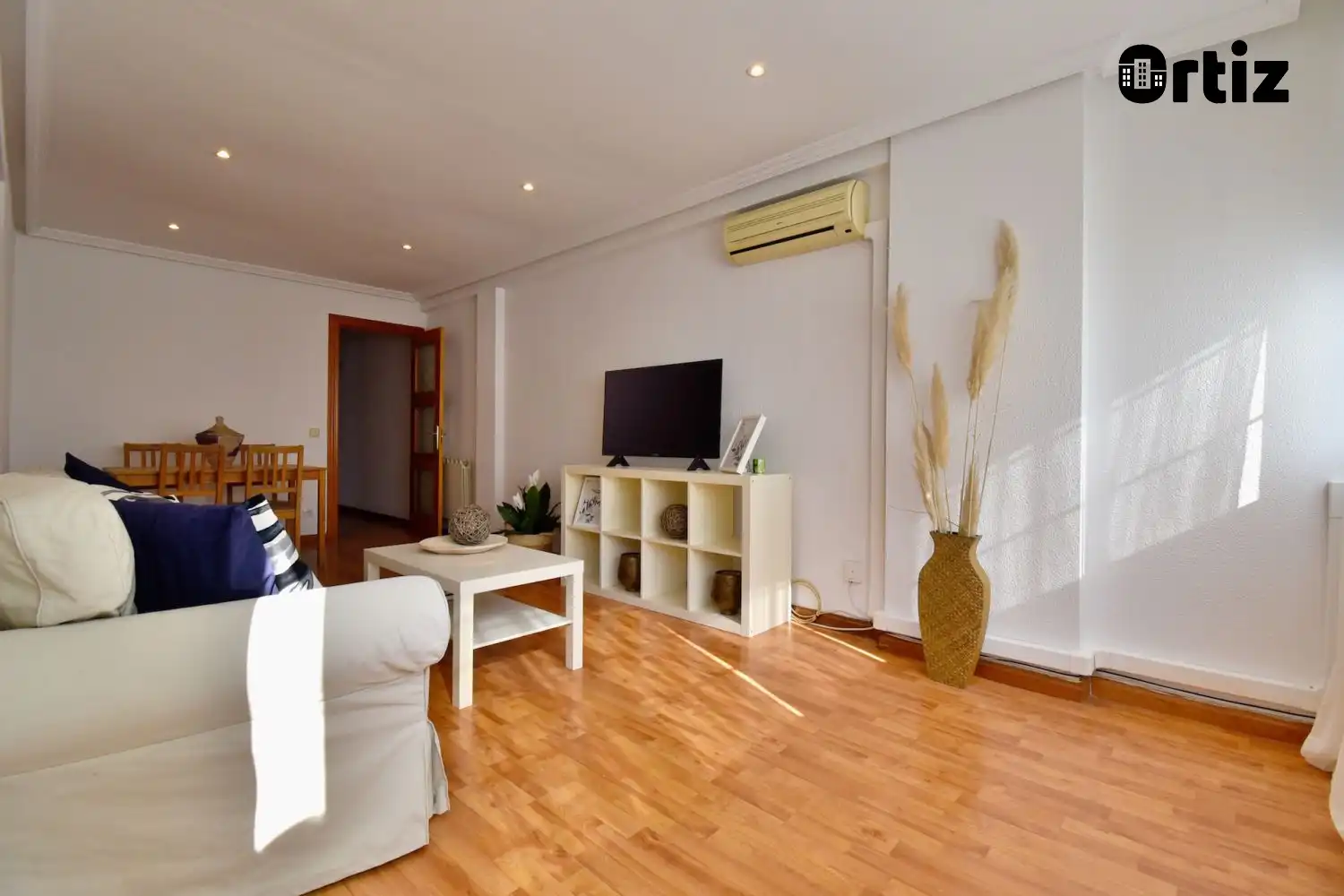 Sala d'estar de Pis en venda en Torrejón de Ardoz amb Aire condicionat, Calefacció i Terrassa