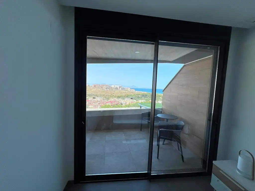 Terraza de Apartamento de alquiler en Santa Pola con Aire acondicionado, Amueblado y Balcón
