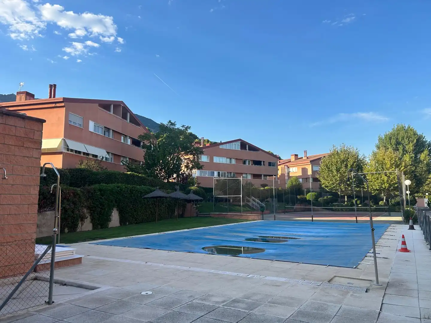 Duplex with pool for sale in Calle Salvador Almela Navarro 3