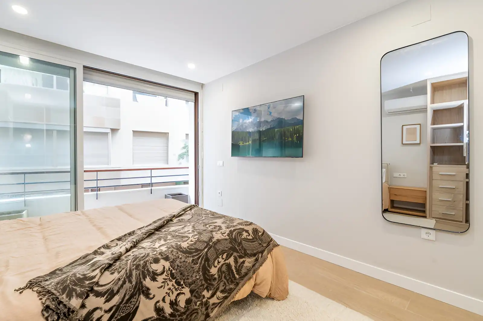 Apartamento con ascensor en venta en Estepona Pueblo, imagen 16