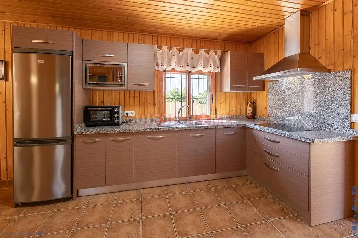 Cocina de Casa o chalet en venta en Vélez-Málaga con Aire acondicionado, Calefacción y Terraza